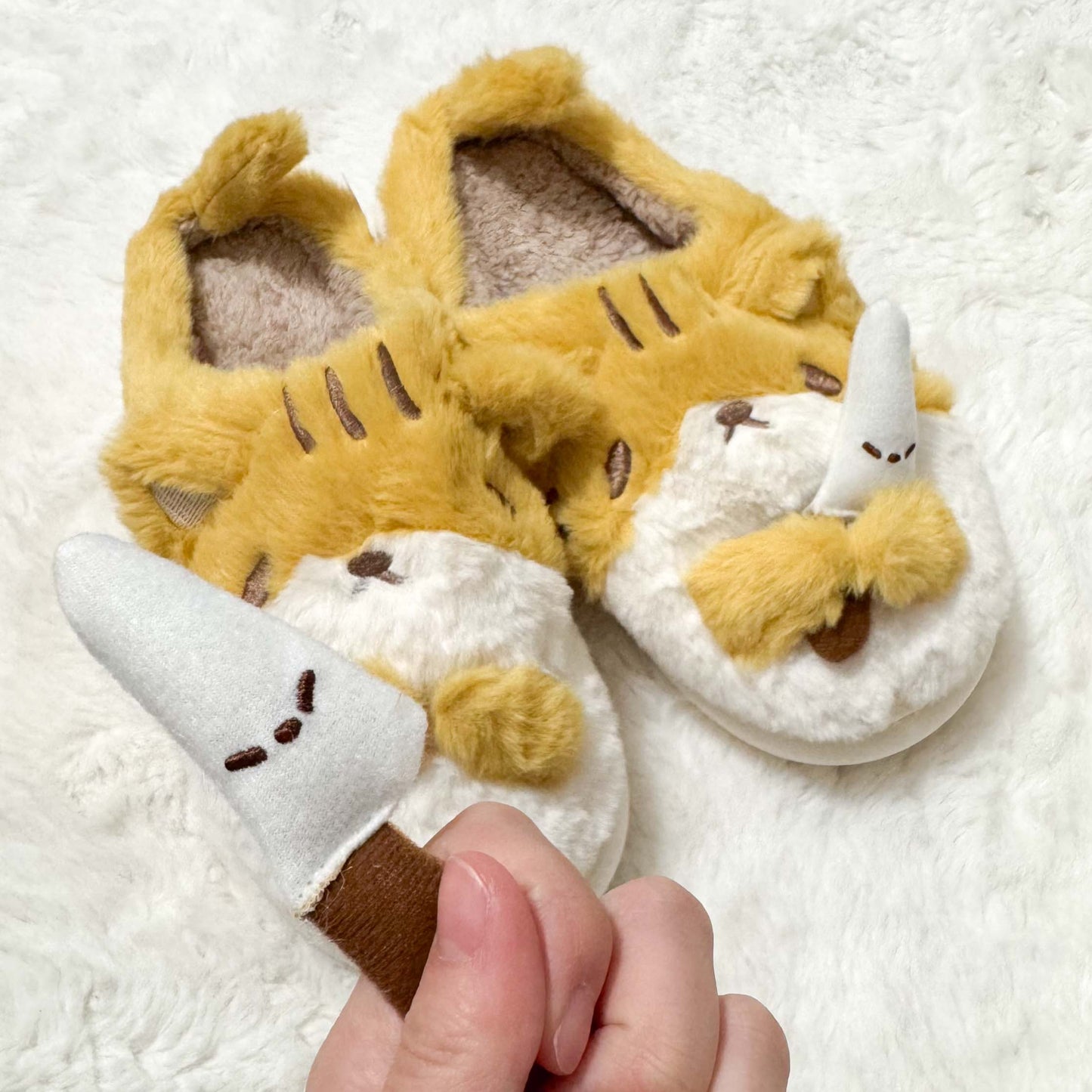 Hungry Slippers w/ Removable Fish